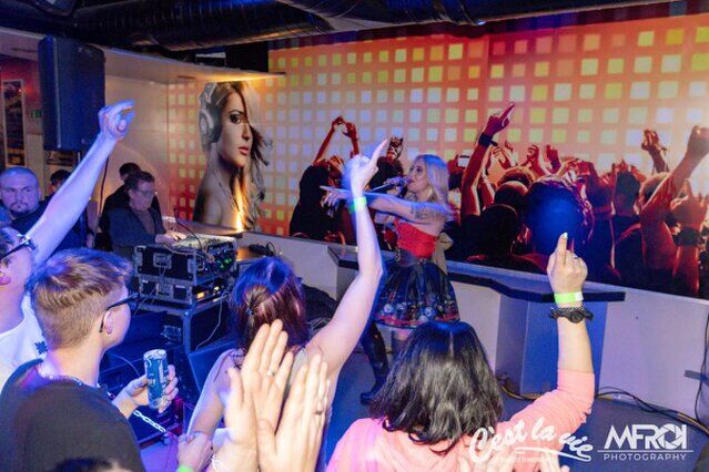 Hannah Live im Ces la vie