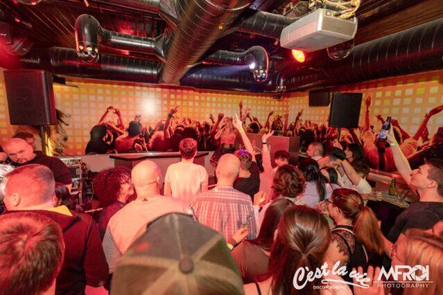 Hannah Live im Ces la vie