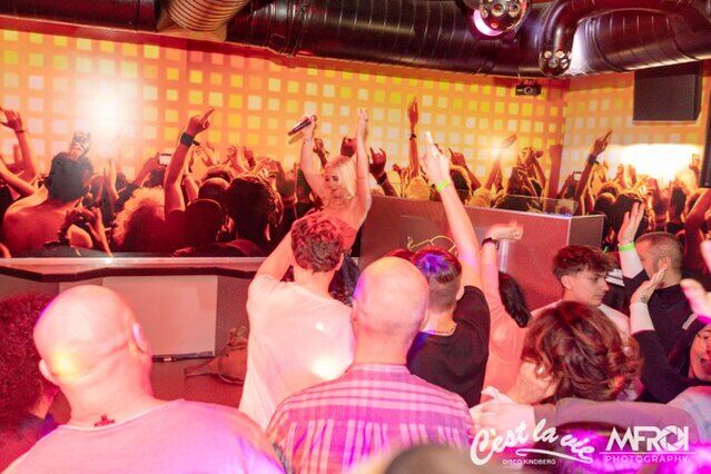 Hannah Live im Ces la vie