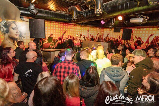 Hannah Live im Ces la vie