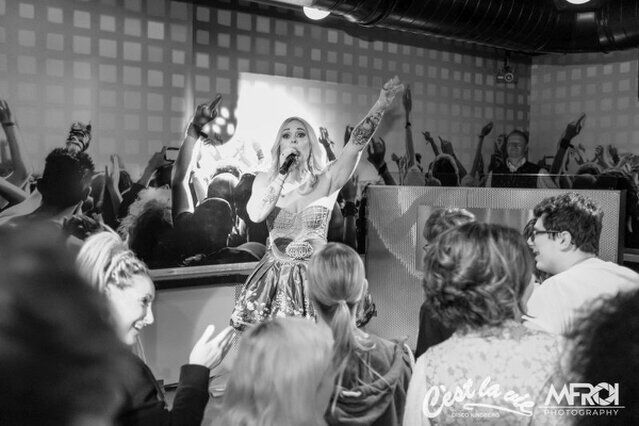 Hannah Live im Ces la vie