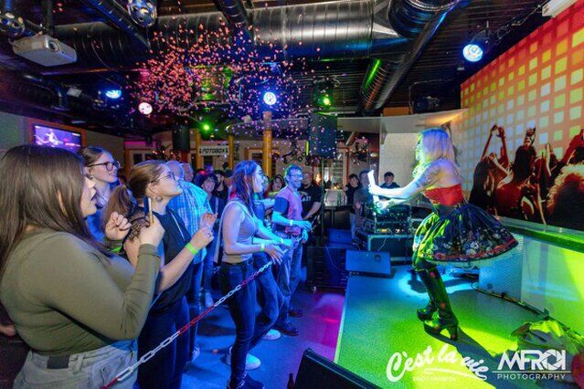 Hannah Live im Ces la vie