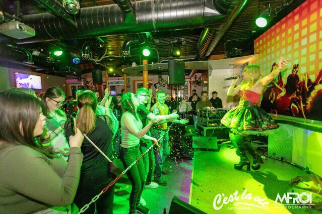 Hannah Live im Ces la vie