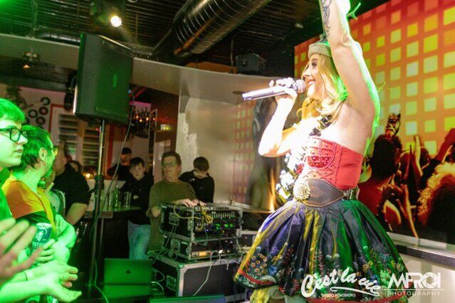 Hannah Live im Ces la vie