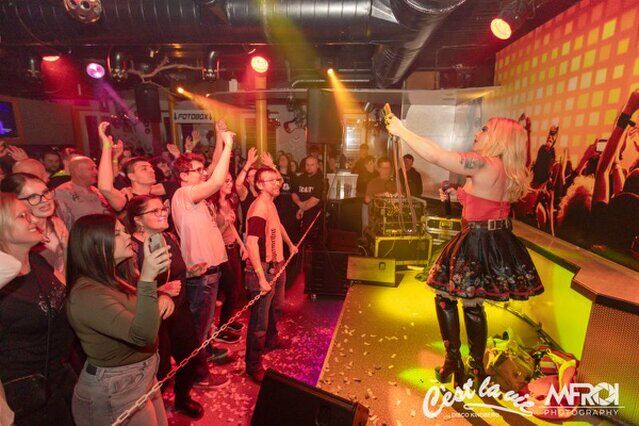 Hannah Live im Ces la vie