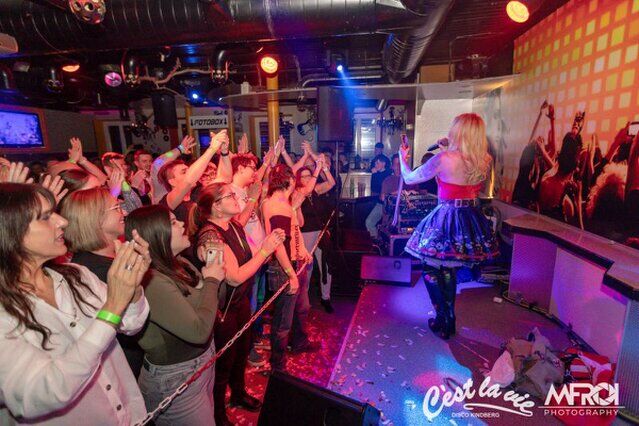 Hannah Live im Ces la vie
