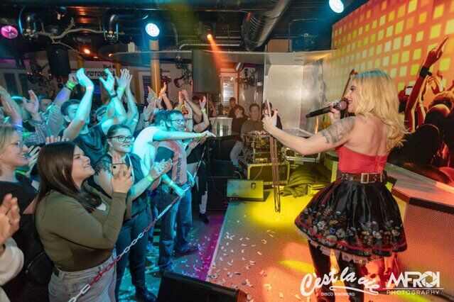 Hannah Live im Ces la vie