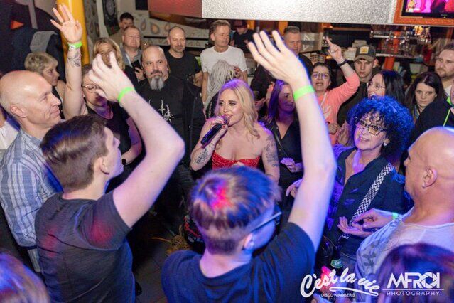 Hannah Live im Ces la vie