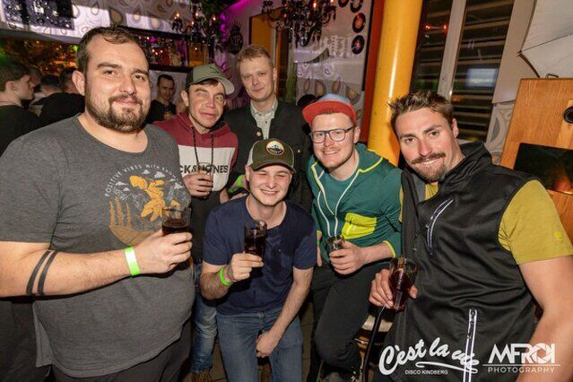 Hannah Live im Ces la vie